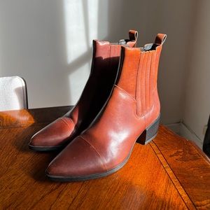 Vagabond Marja Chestnut Western Leather Boot